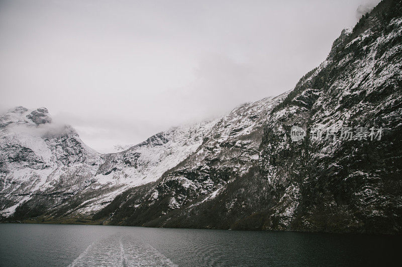 挪威冬季的n øyfjord